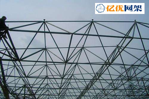 唐山料棚网架安装